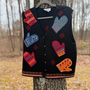 Vintage 90s Mitten Patterned Black Vest